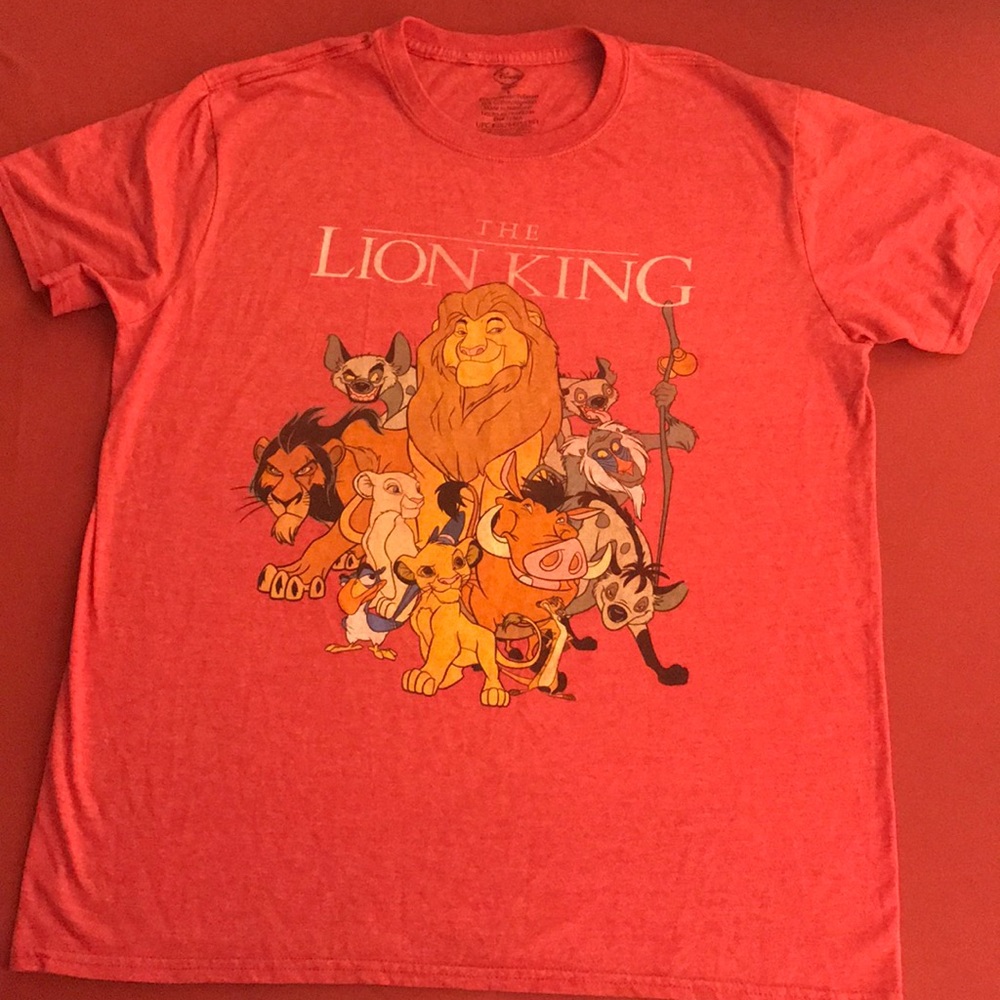 Disney Lion King graphic tee size large